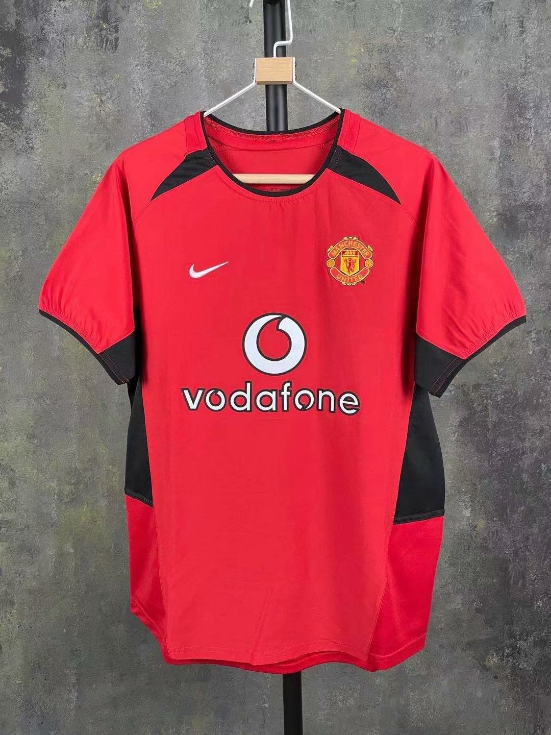 Retro Manchester United 2002/2004 Home Football Jersey