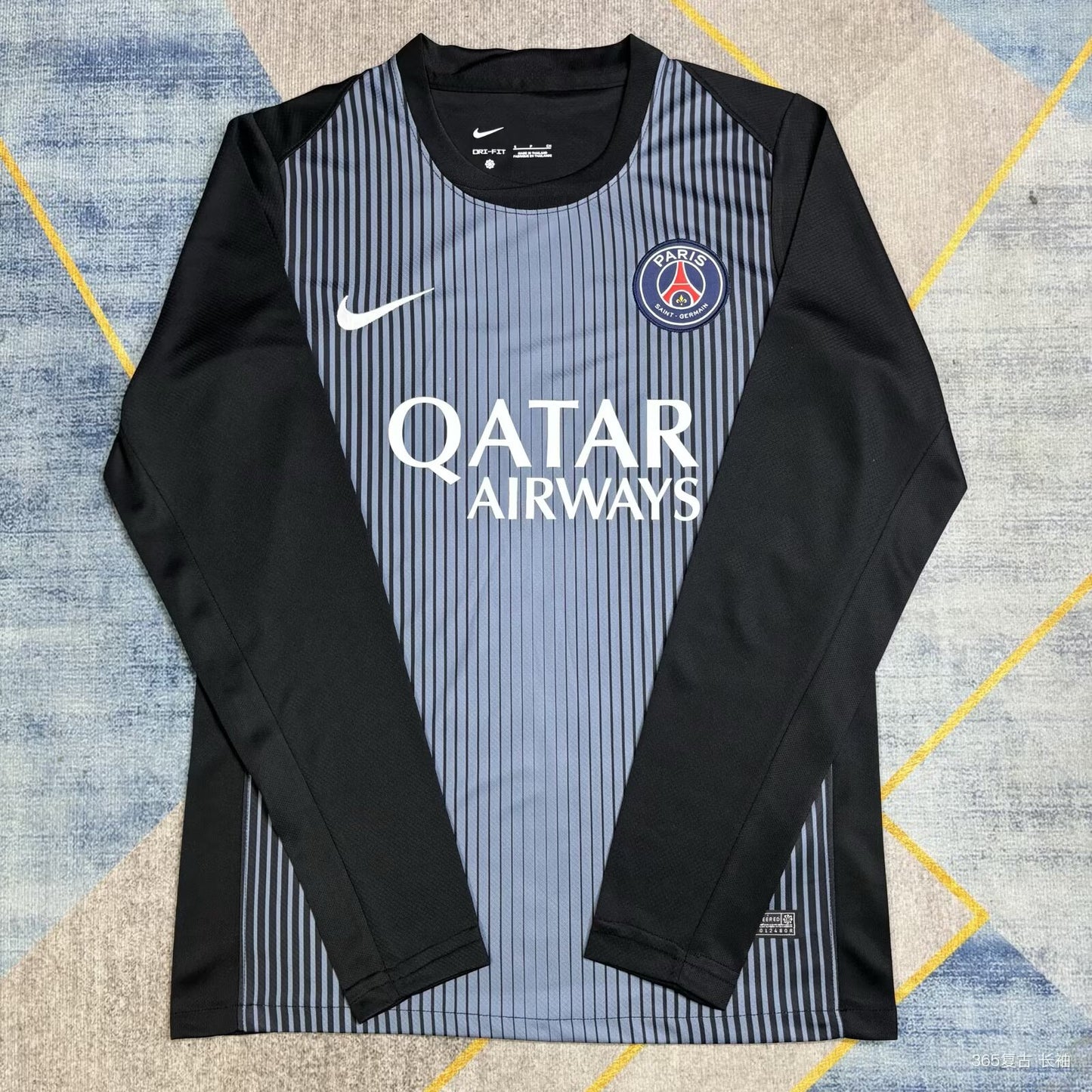 PSG Paris 2025/2026 Goalkeeper Long Sleeve Fan Version Football Jersey