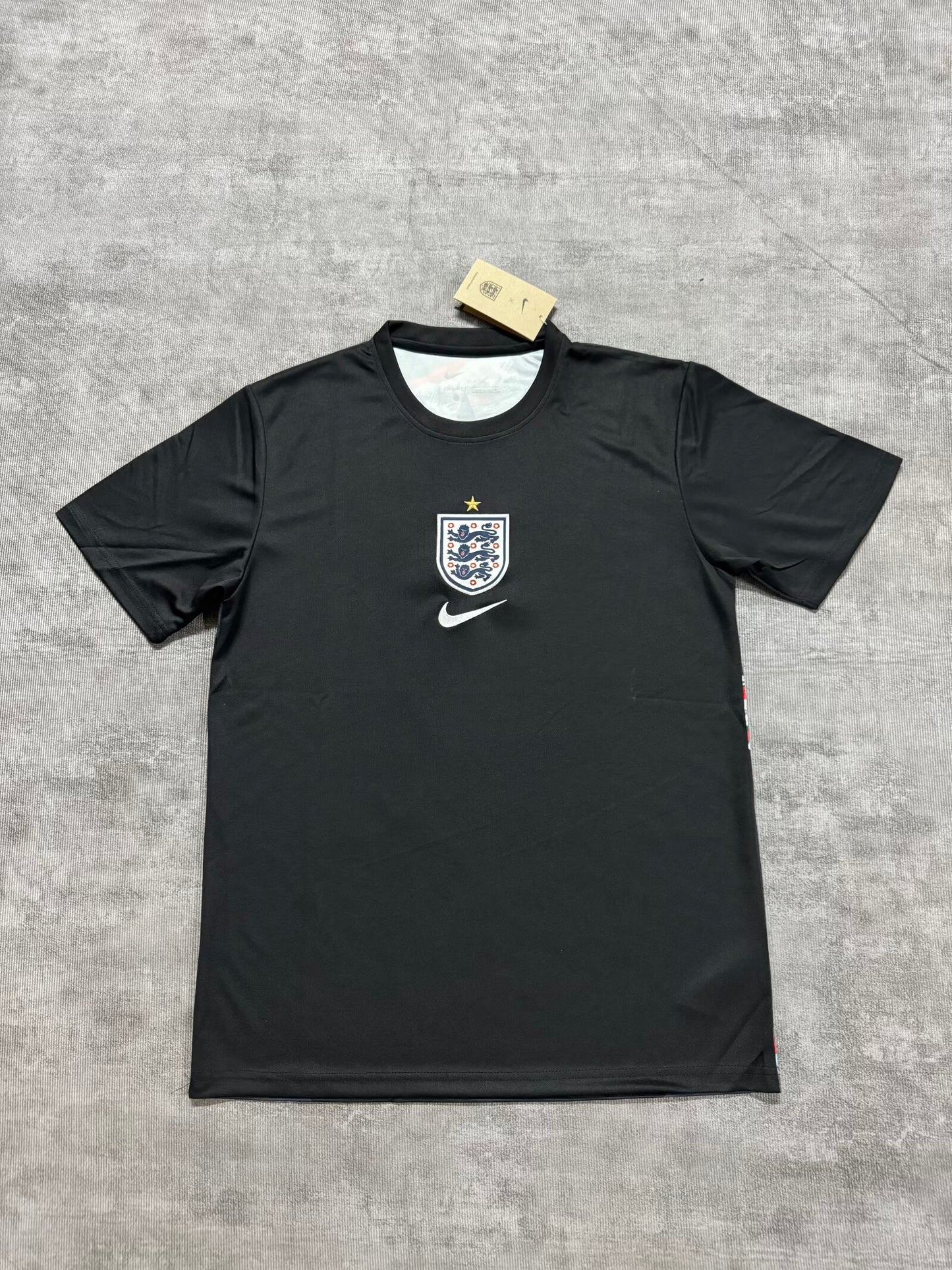 England 2026/2027 Goalkeeper Fan Version Football Jersey