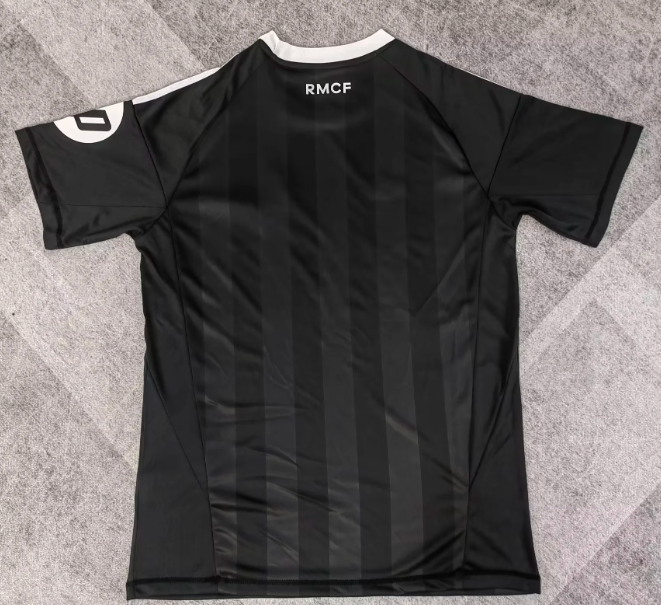 Real Madrid 2025/2026 Goalkeeper Fan Version Football Jersey