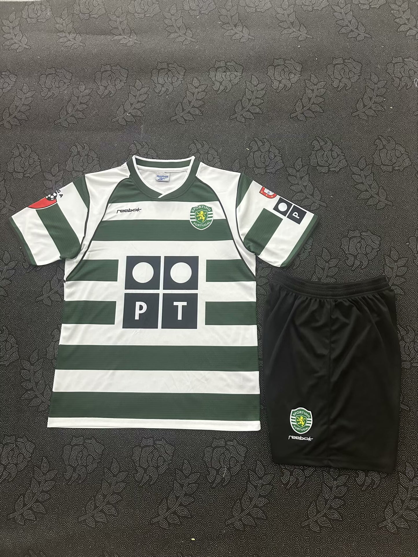 Retro Lisbon 2001/2003 Home Football Jersey