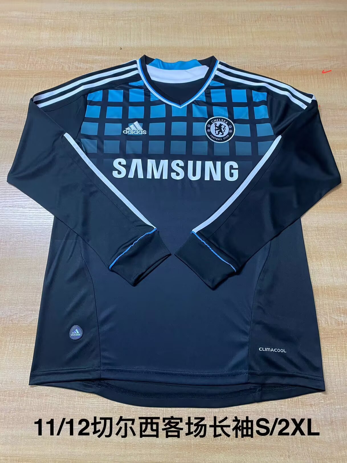 Retro Chelsea 2011/2012 Away Long Sleeve Football Jersey
