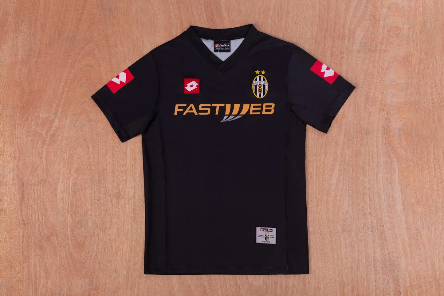 Retro Juventus 2001/2002 Away Football Jersey