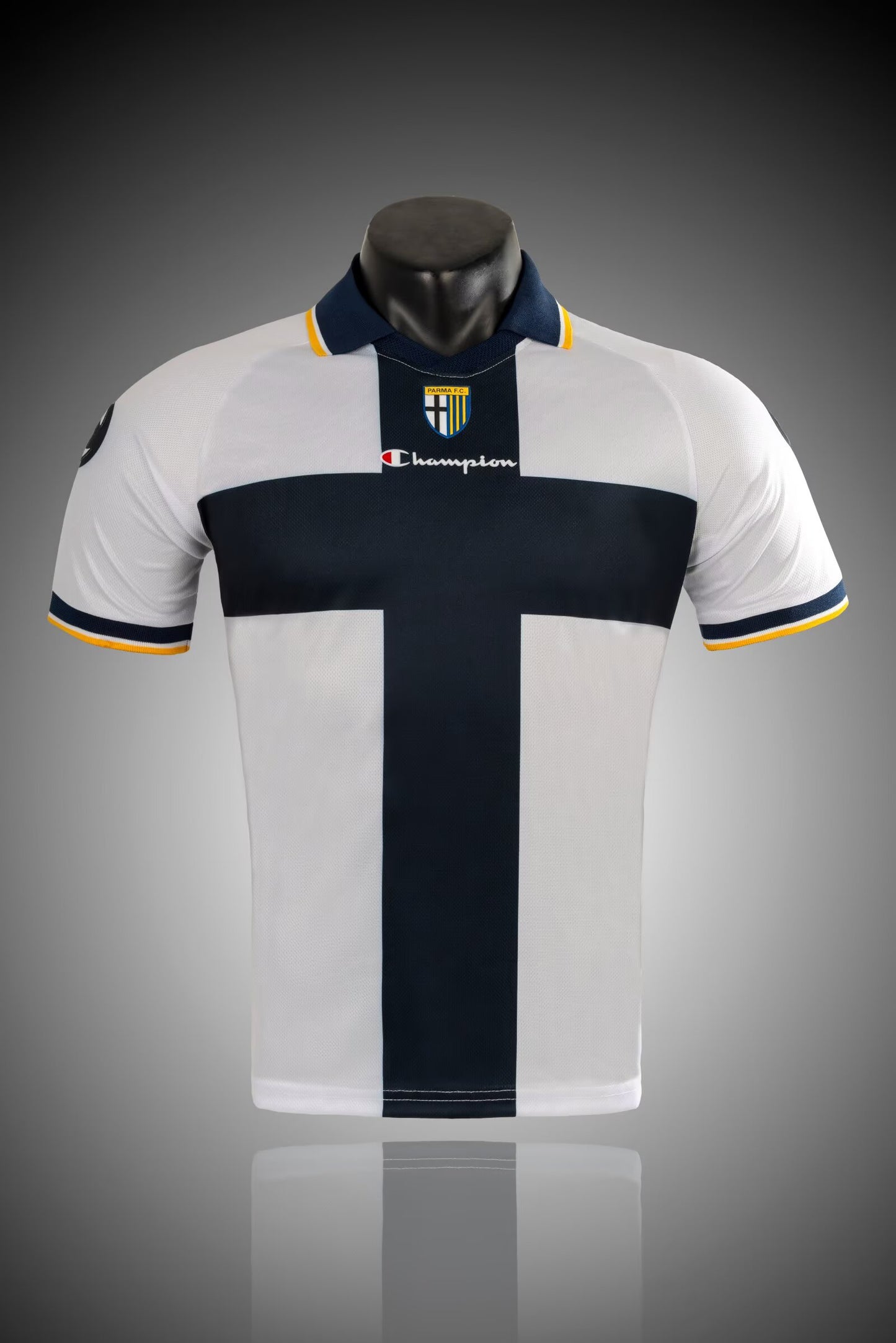 Retro Parma 2005/2006 Away Football Jersey