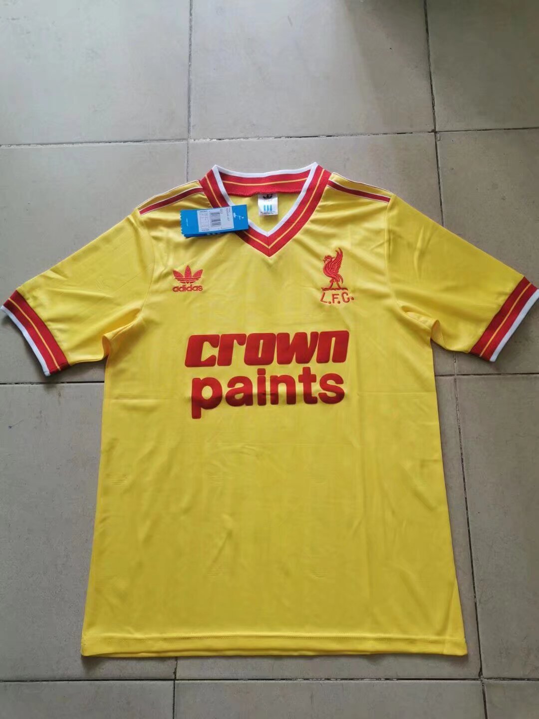 Retro Liverpool 1985/1986 Away Football Jersey