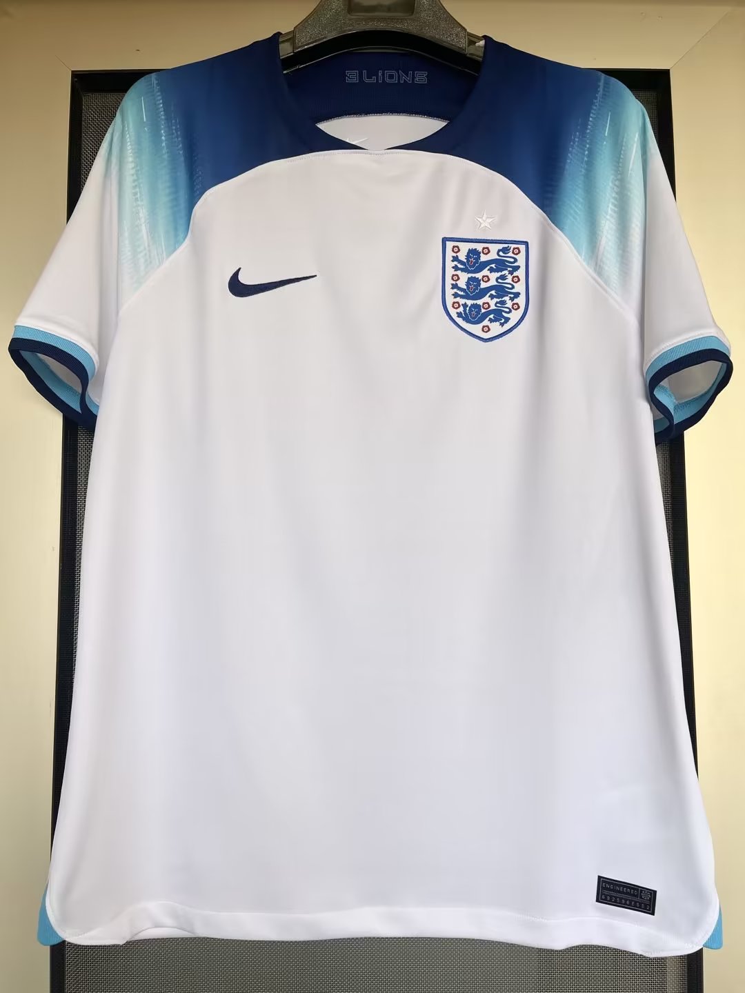 England 2022/2023 Home Fan Version Football Jersey