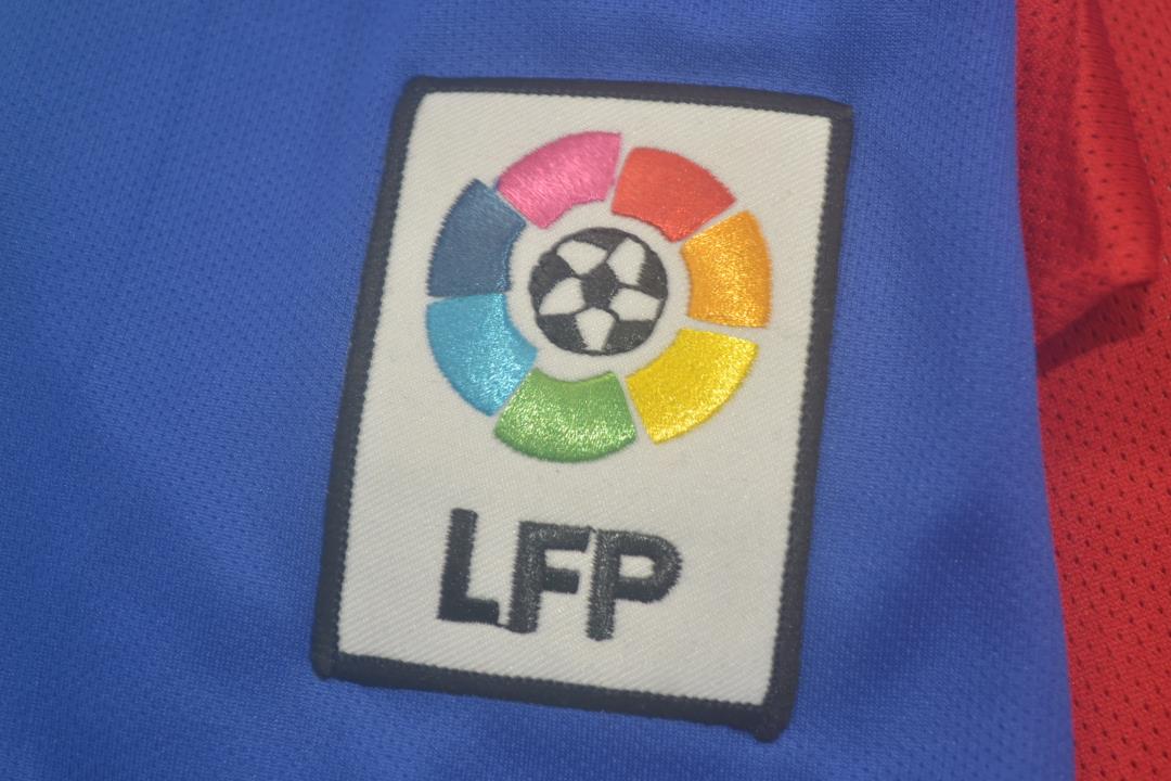 Retro Barcelona 2001/2002 Home Football Jersey