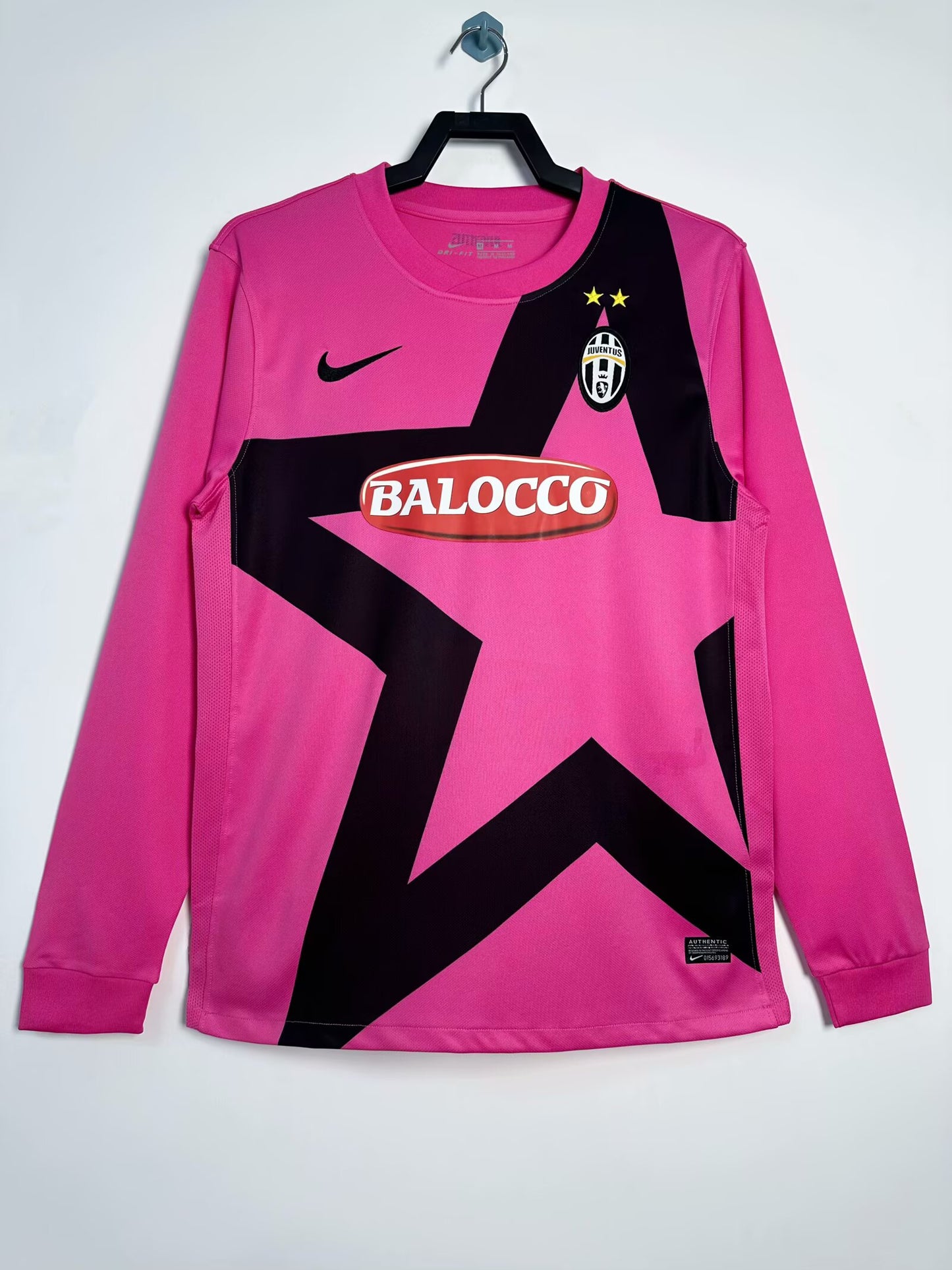 Retro Juventus 2011/2012 Away Football Jersey