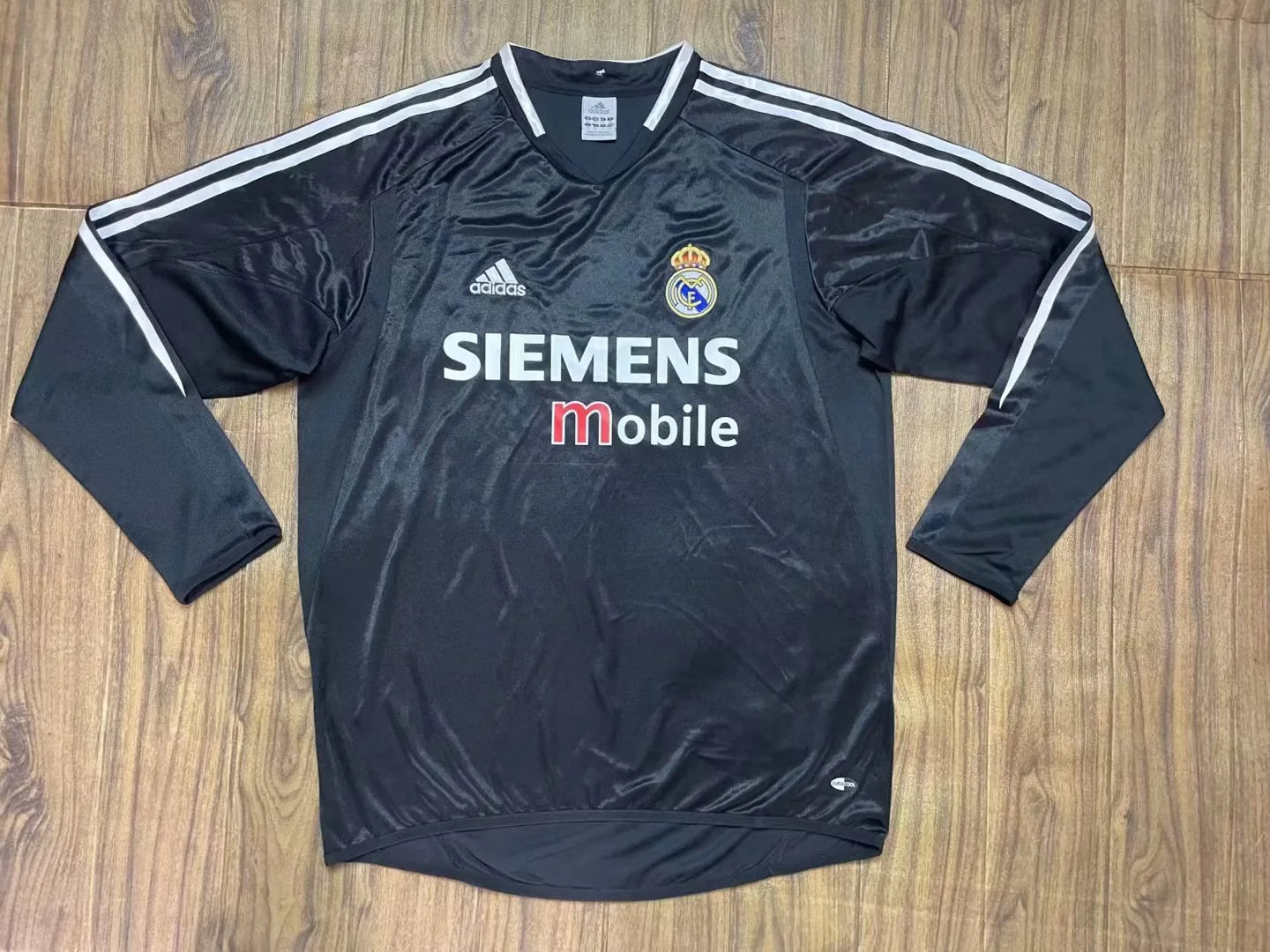 Retro real madrid 2004/2005 Away Football Jersey