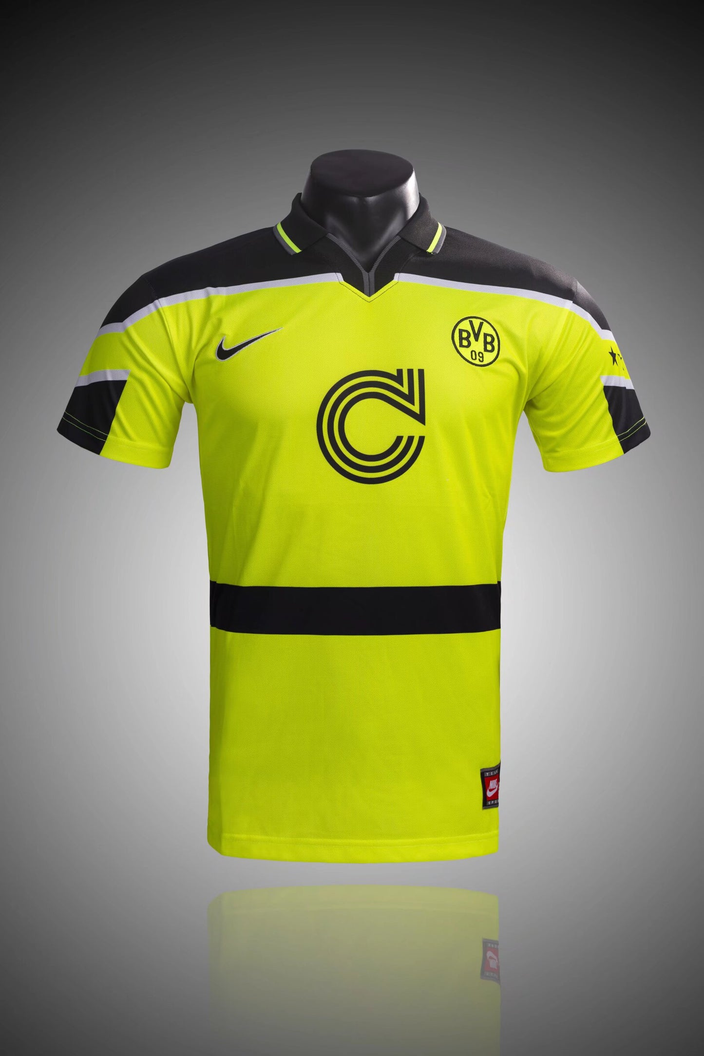Retro Borussia Dortmund 1996/1997 Home Fan Version Football Jersey