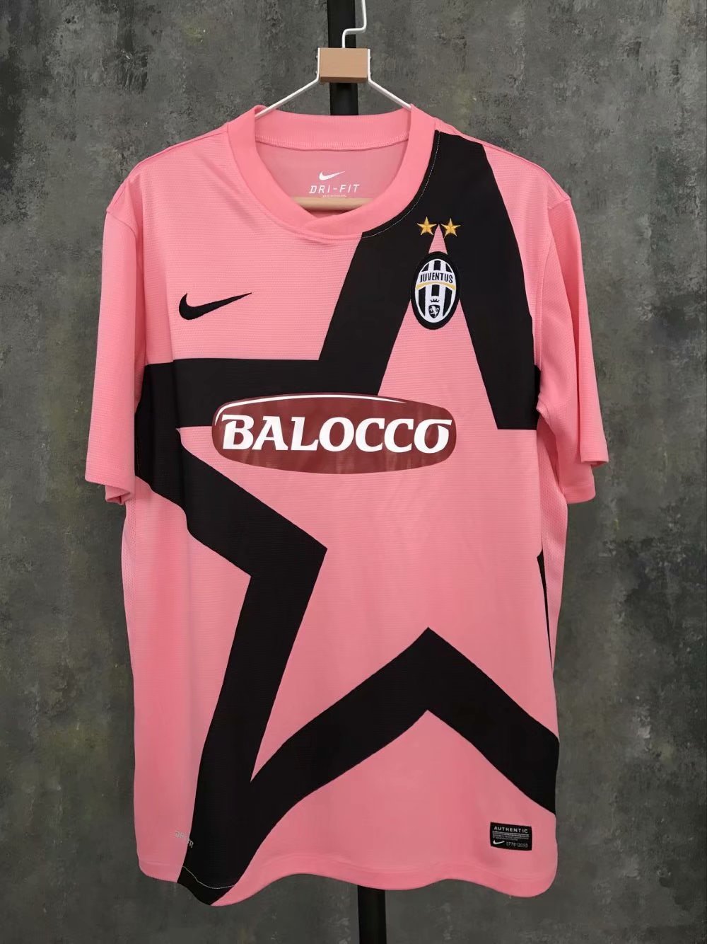 Retro Juventus 2003 Football Jersey