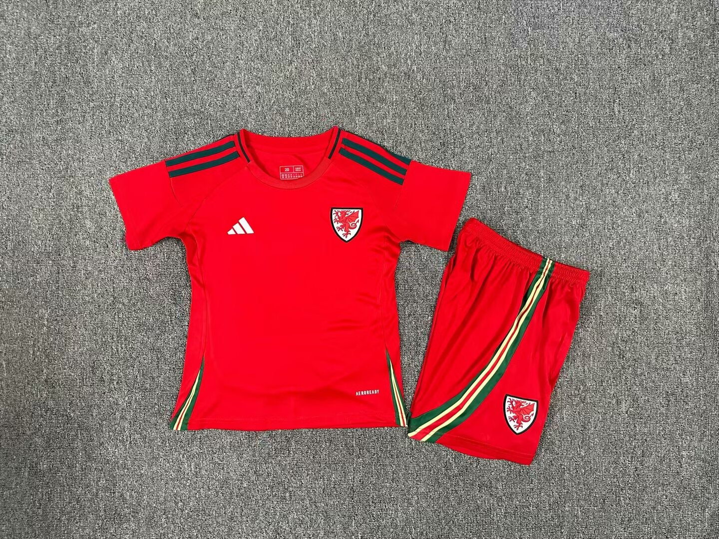 Kids jerseys 2024/2025 Kids Home Football Jersey