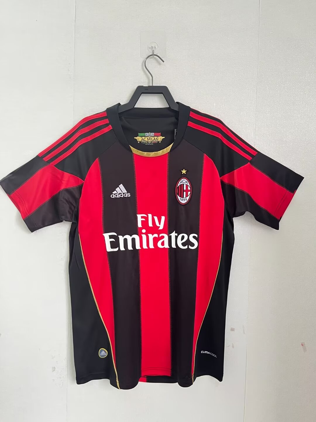 Retro AC Milan 2010/2011 Home Fan Version Football Jersey