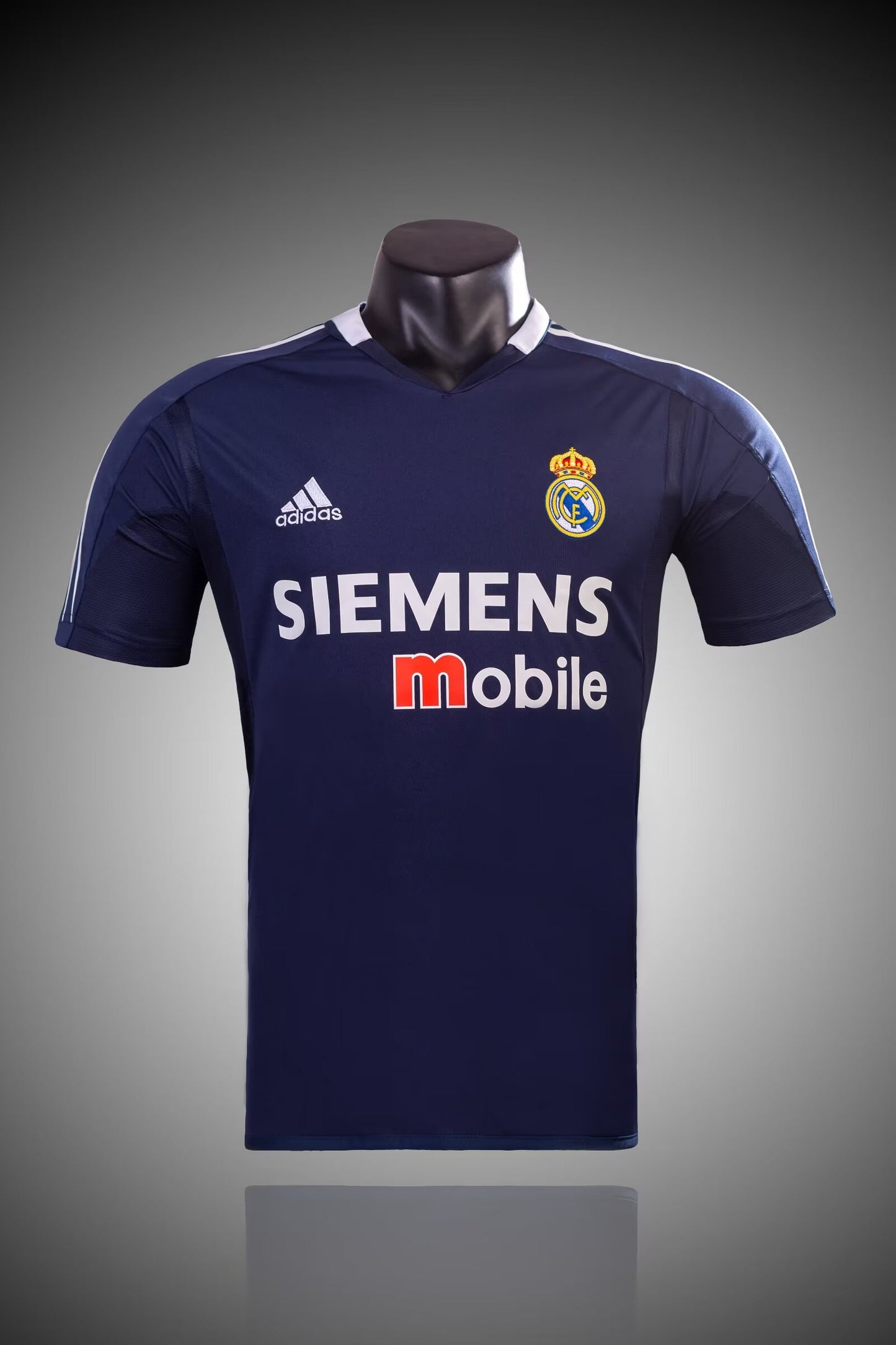 Retro Real Madrid 2004/2005 Away Fan Version Football Jersey