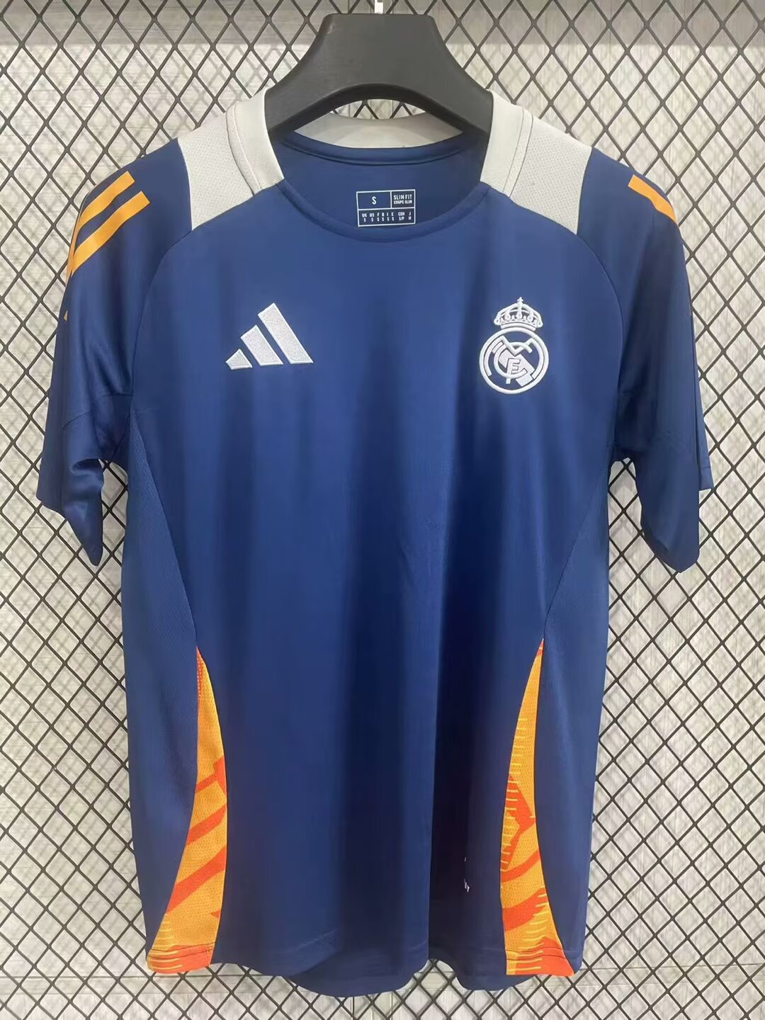 Real Madrid 2025/2026 Fan Version Tracksuit