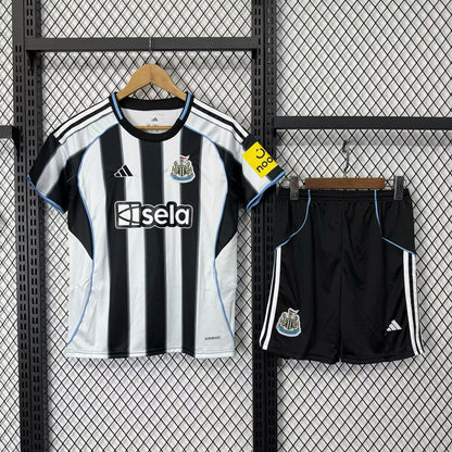 Newcastle United 2025/2026 Home Fan Version Football Jersey