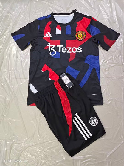 Manchester United 2025/2026 Fan Version Tracksuit