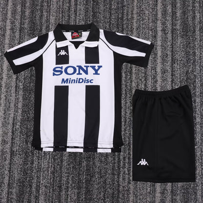 Retro Kids jerseys 1997/1998 Kids Home Football Jersey