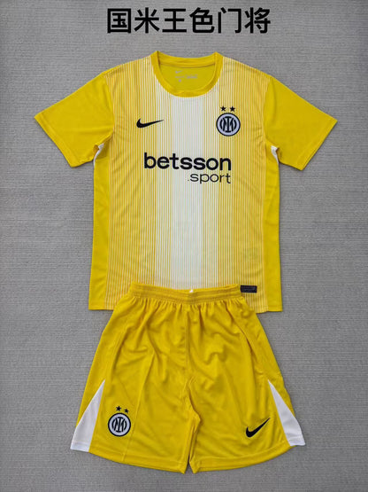 Kids jerseys 2025/2026 Kids Goalkeeper Fan Version Football Jersey