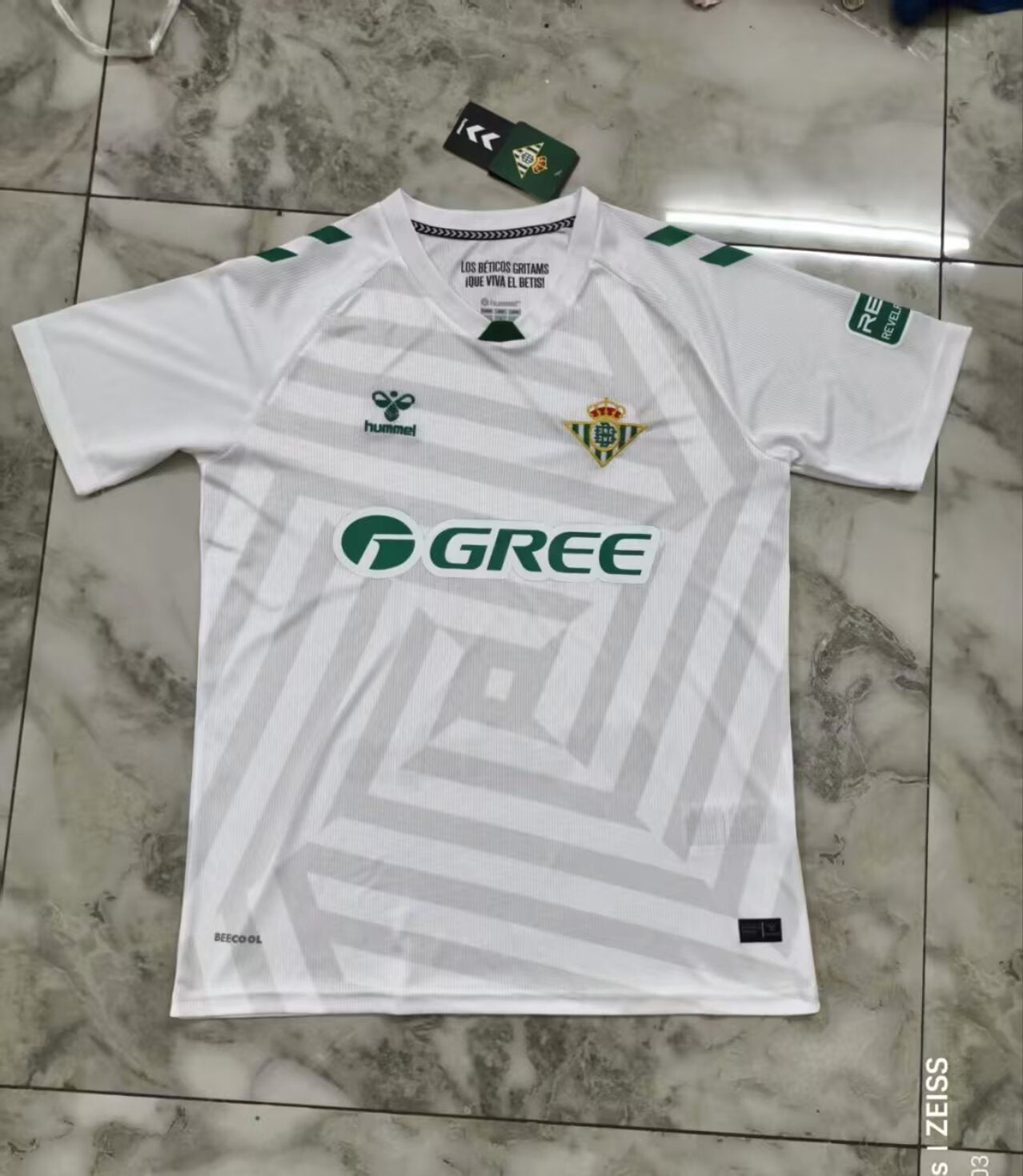 Real Betis 2025/2026 Goalkeeper Fan Version Football Jersey