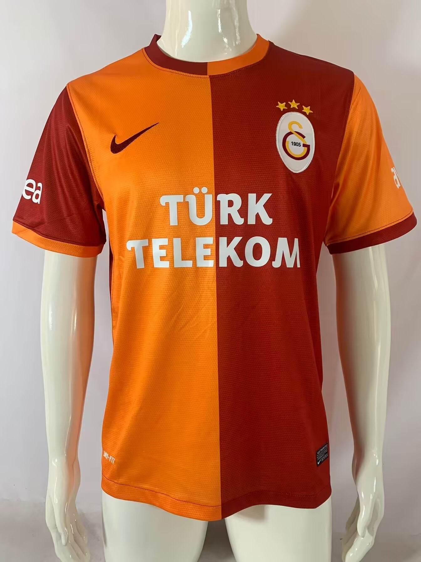 Retro Galatasaray 2013/2014 Home Football Jersey