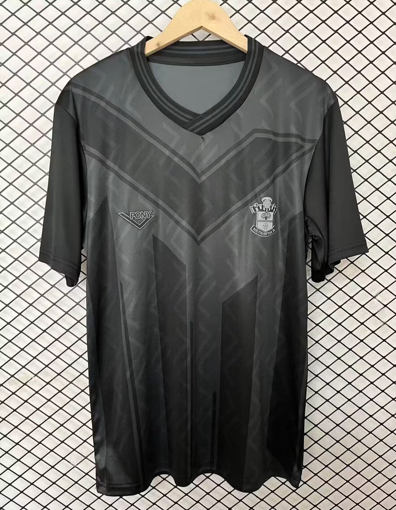 Retro Southampton Black Jersey 1993
