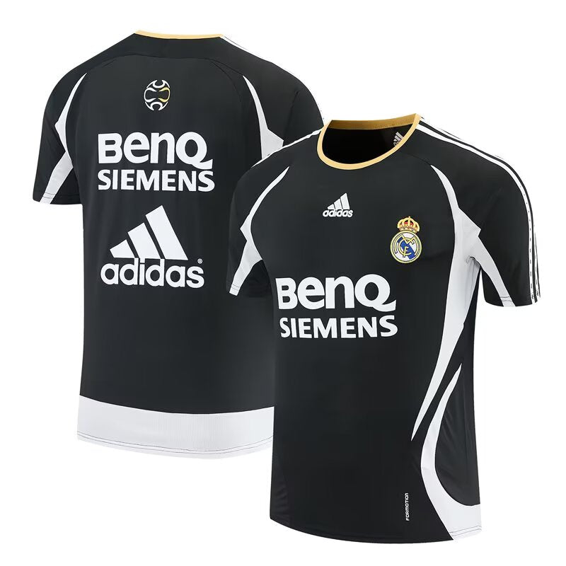 Retro Real Madrid 2006/2007 Fan Version Tracksuit