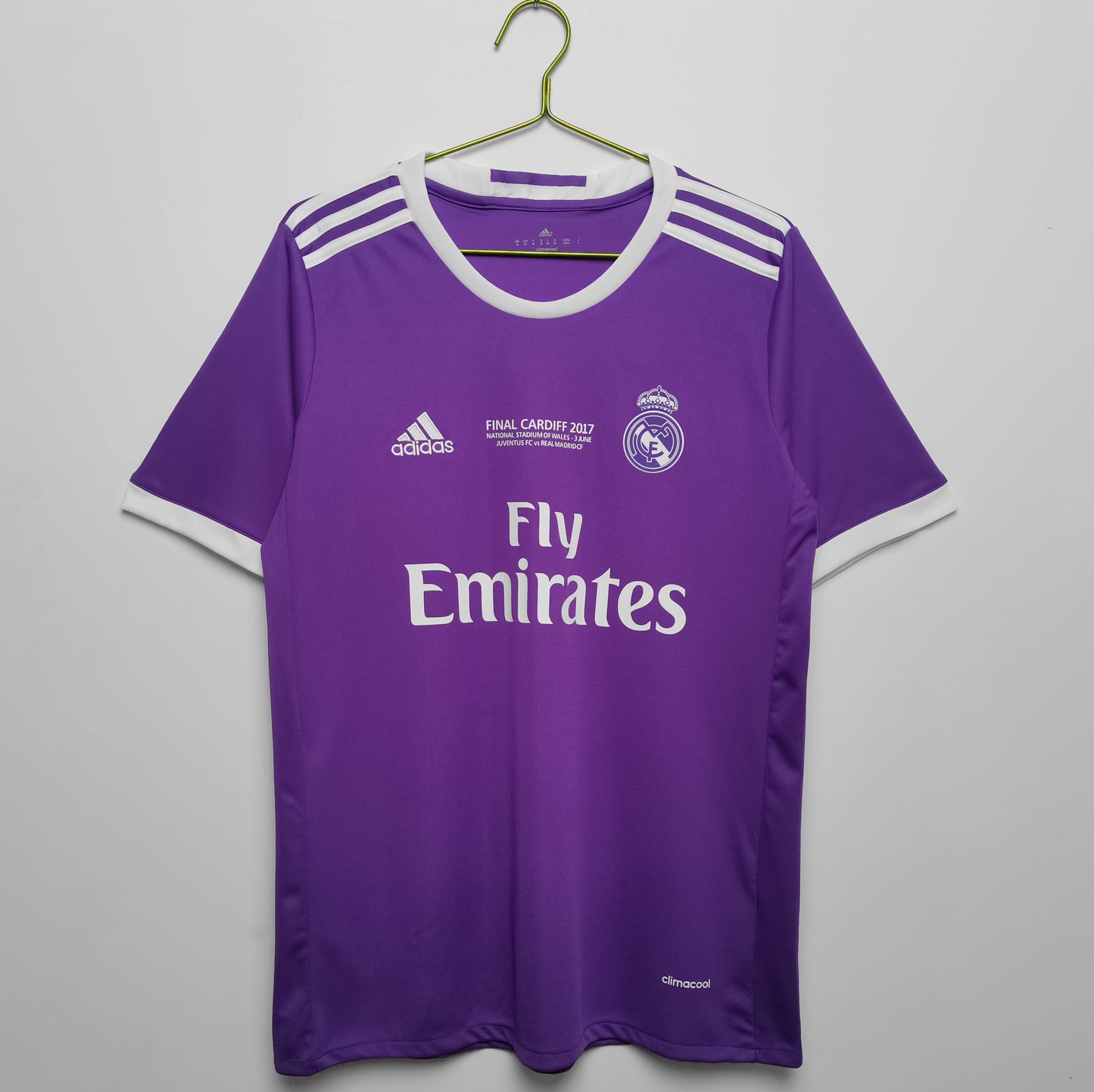 Retro Real Madrid 2016/2017 Away Football Jersey