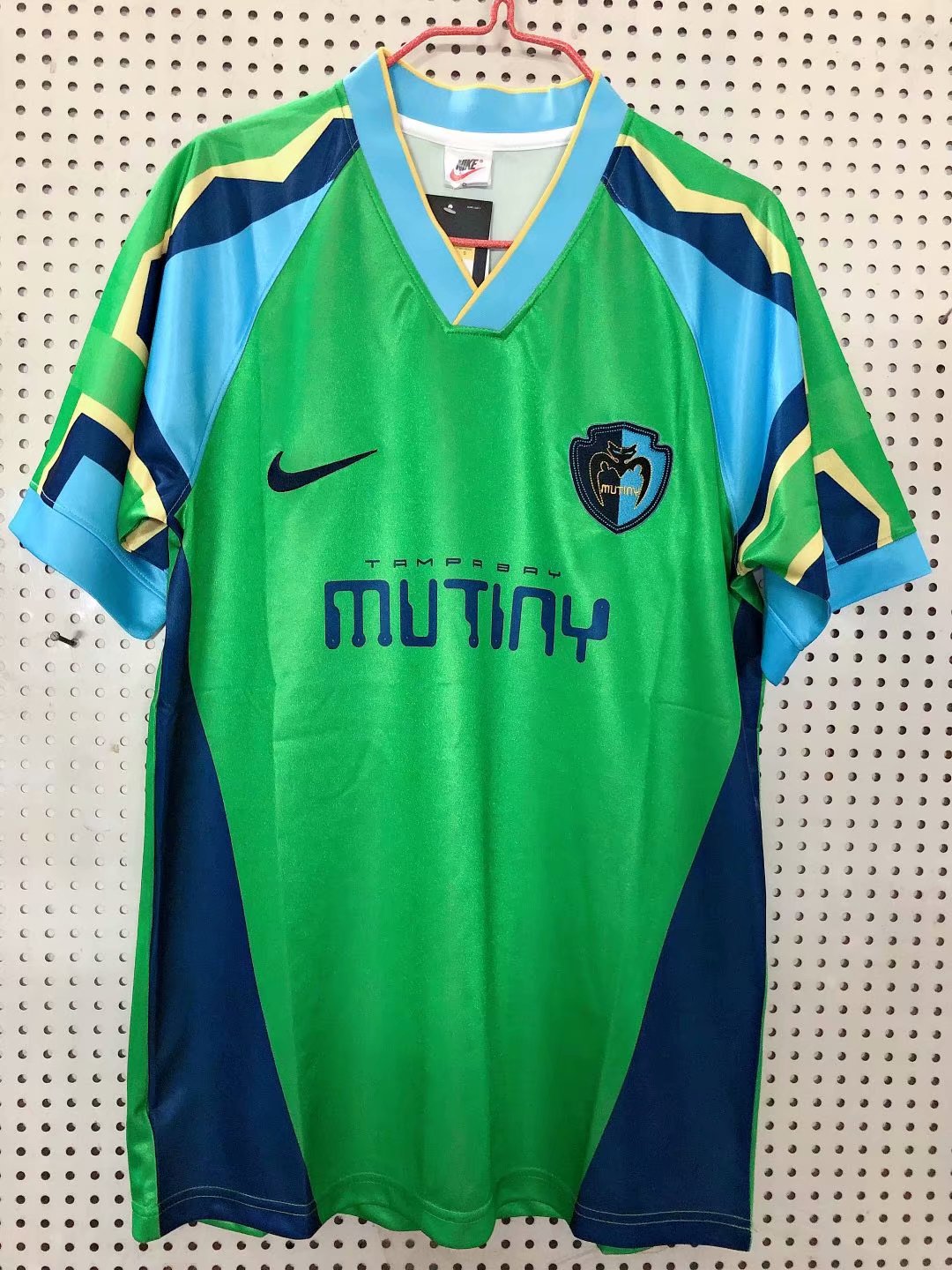 Retro Tampa Bay Rowdies 1995/1996 Football Jersey
