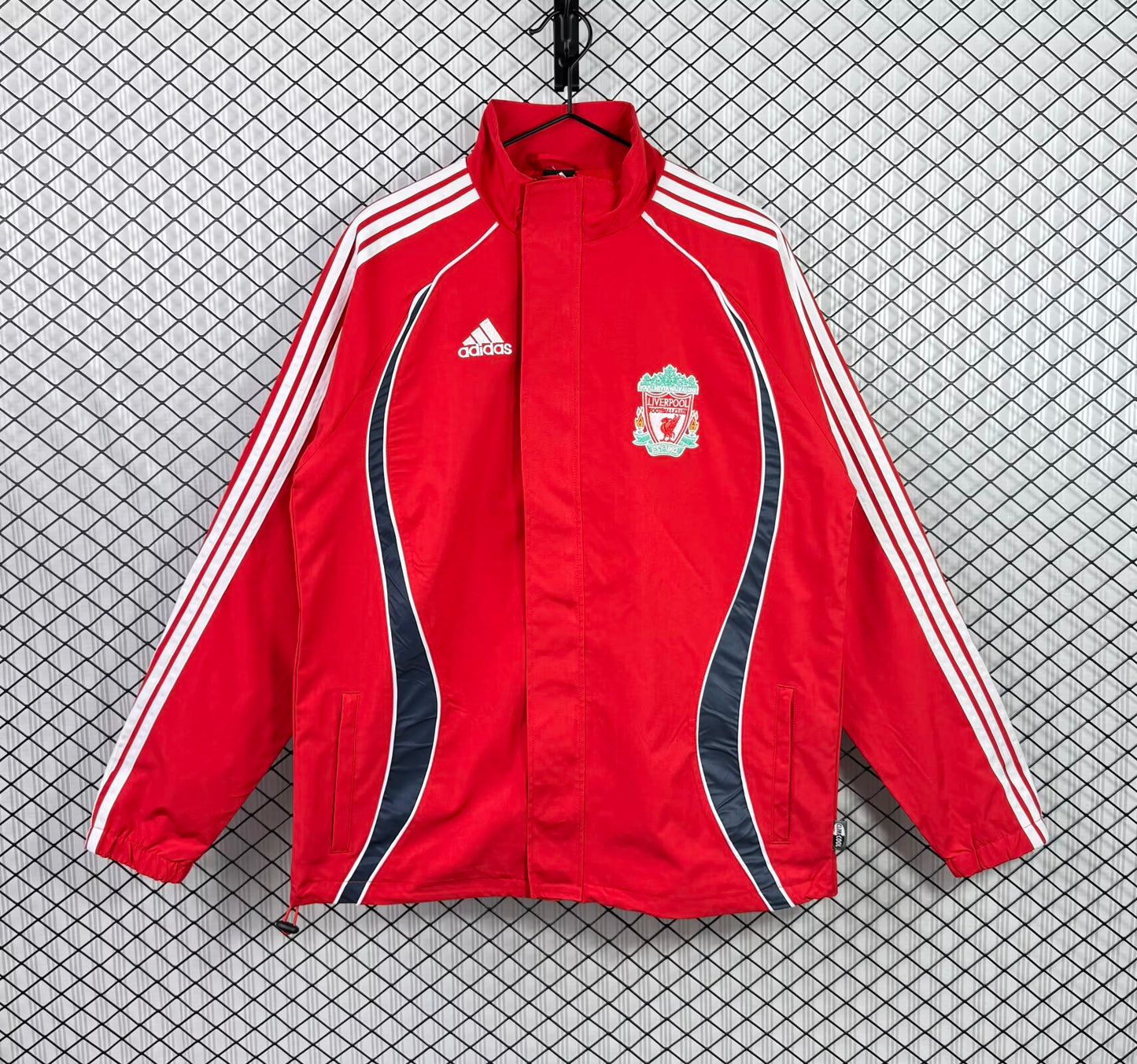 Retro Liverpool Windbreaker Red Windbreaker 2006-2007