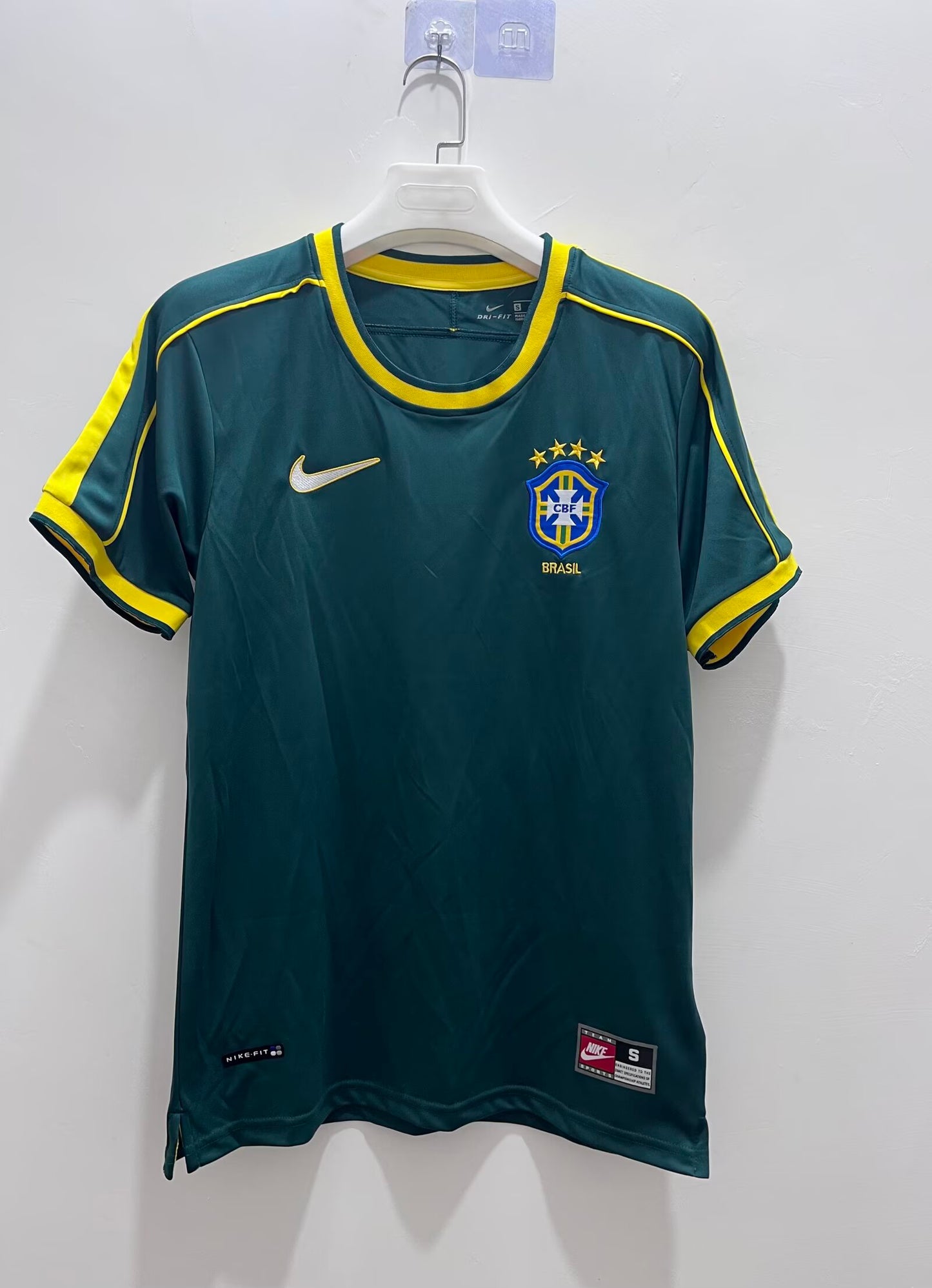 Retro Brazil 1998 Goalkeeper Football Jersey