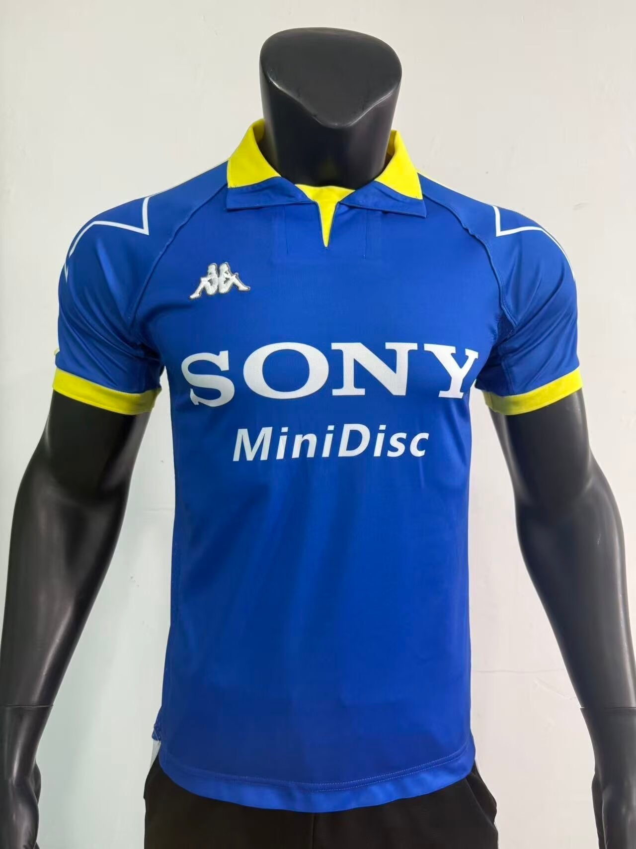 Retro Juventus Third Away Jersey 1997-1998