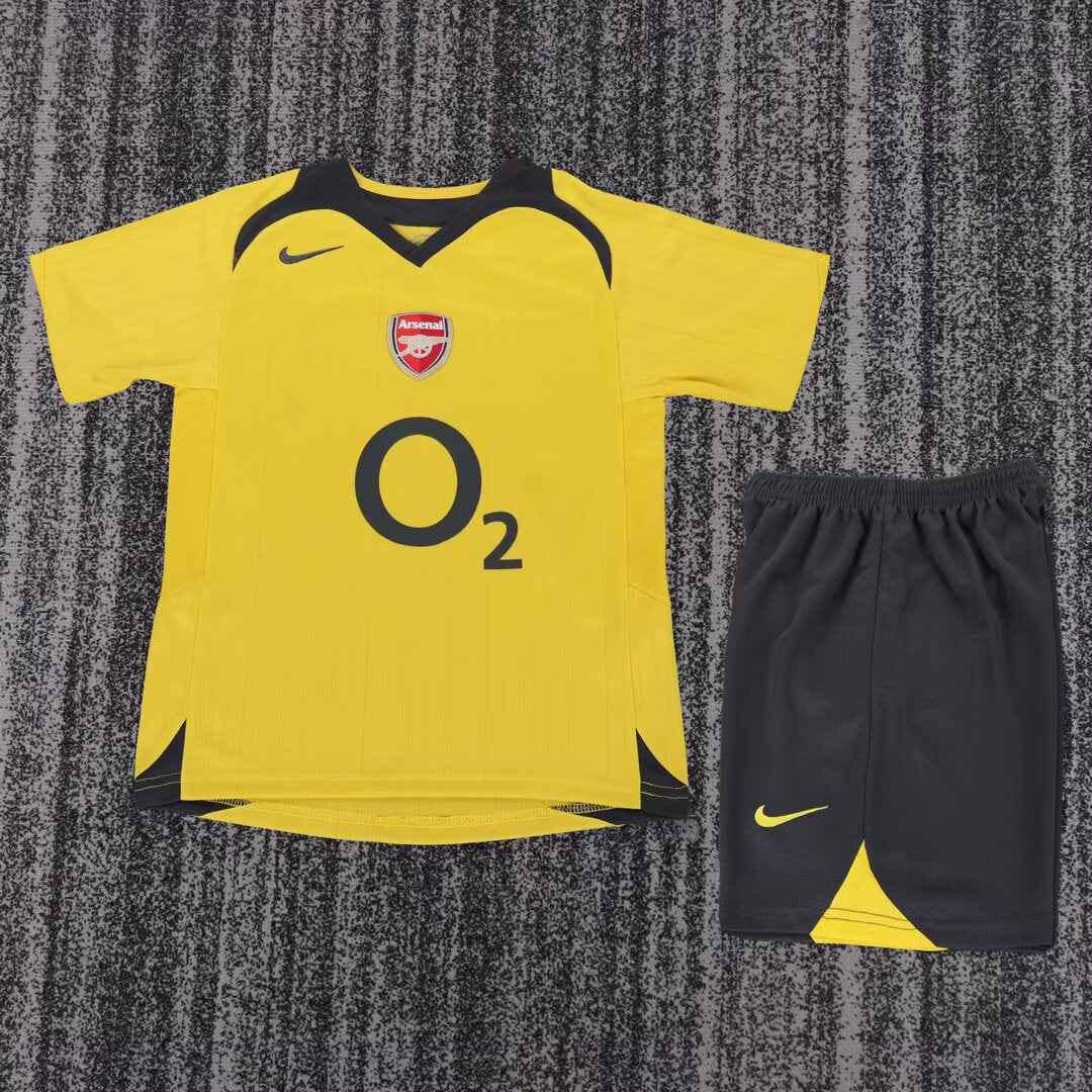 Retro Arsenal 2005/2006 Kids Away Football Jersey