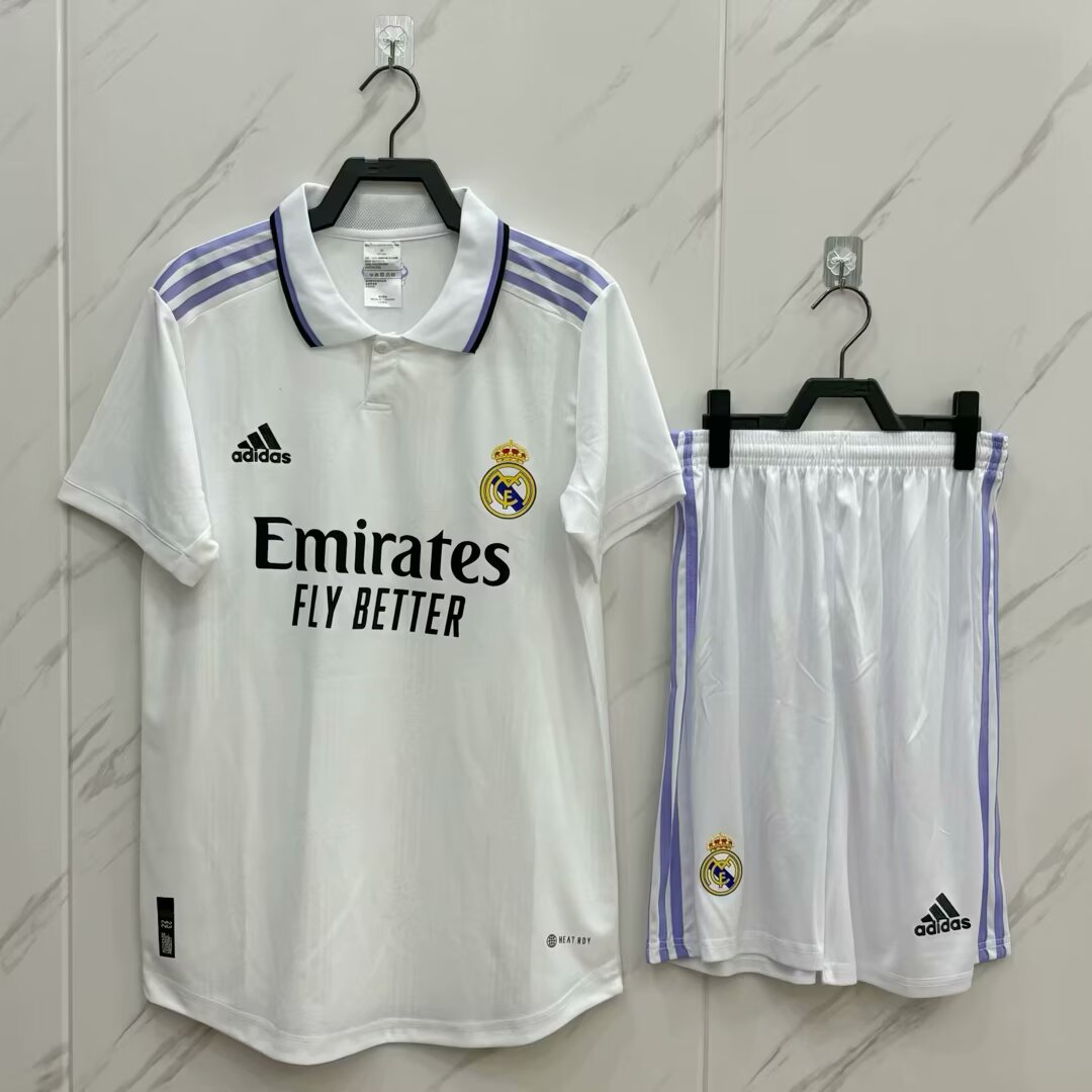 Retro Real Madrid 2022/2023 Home Fan Version Football Jersey