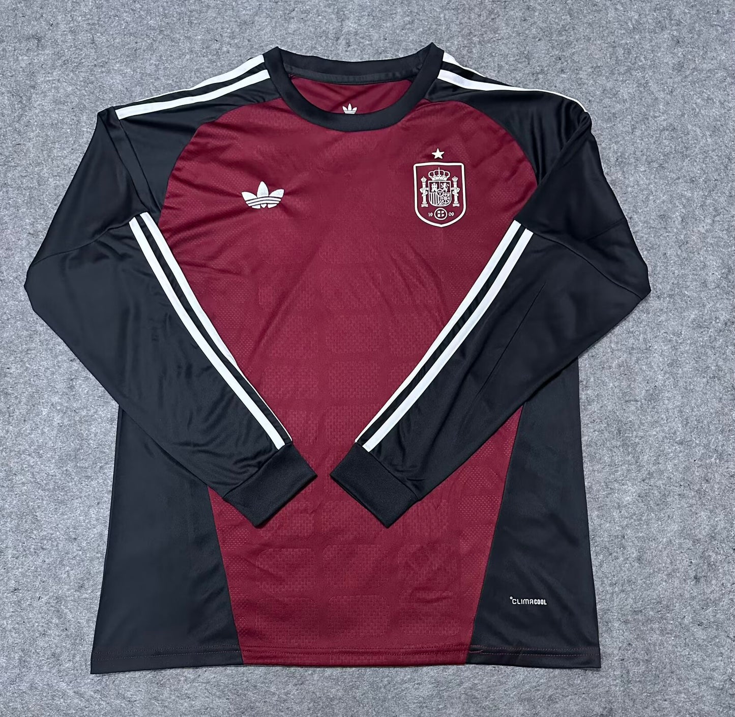 Spain 2026/2027 Goalkeeper Long Sleeve Fan Version Football Jersey