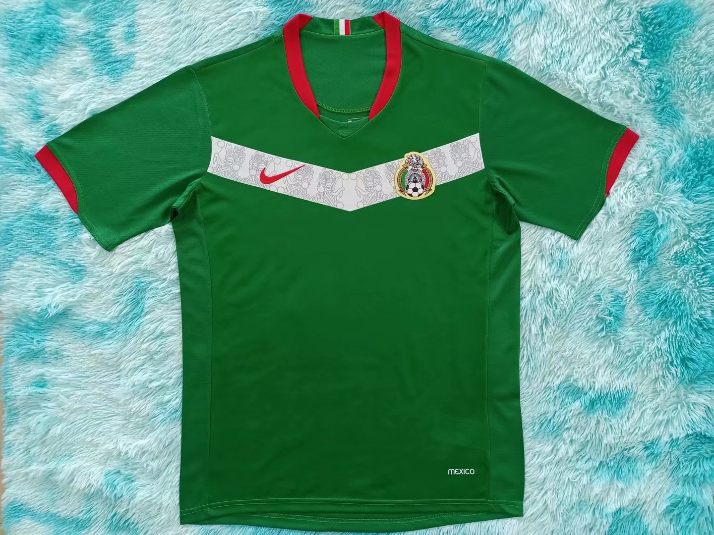 Retro Mexico 2006 Home Football Jersey