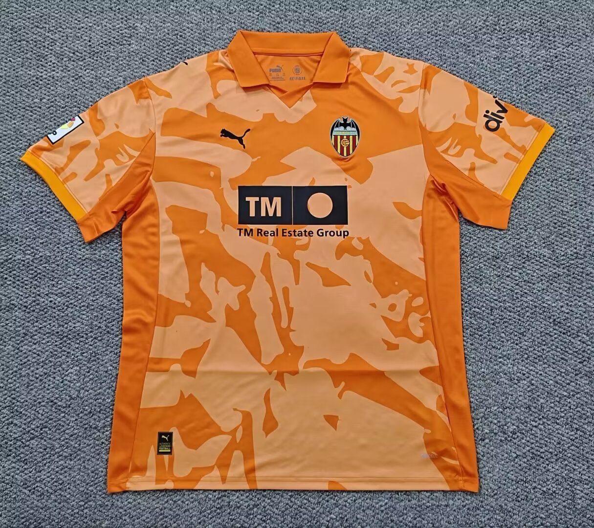 Retro Valencia CF 2025/2026 Fan Version Football Jersey