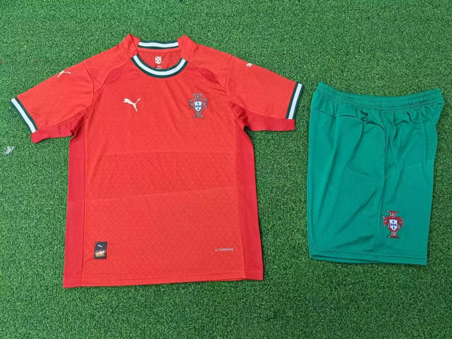 Kids jerseys 2025/2026 Kids Home Player Version Football Jersey