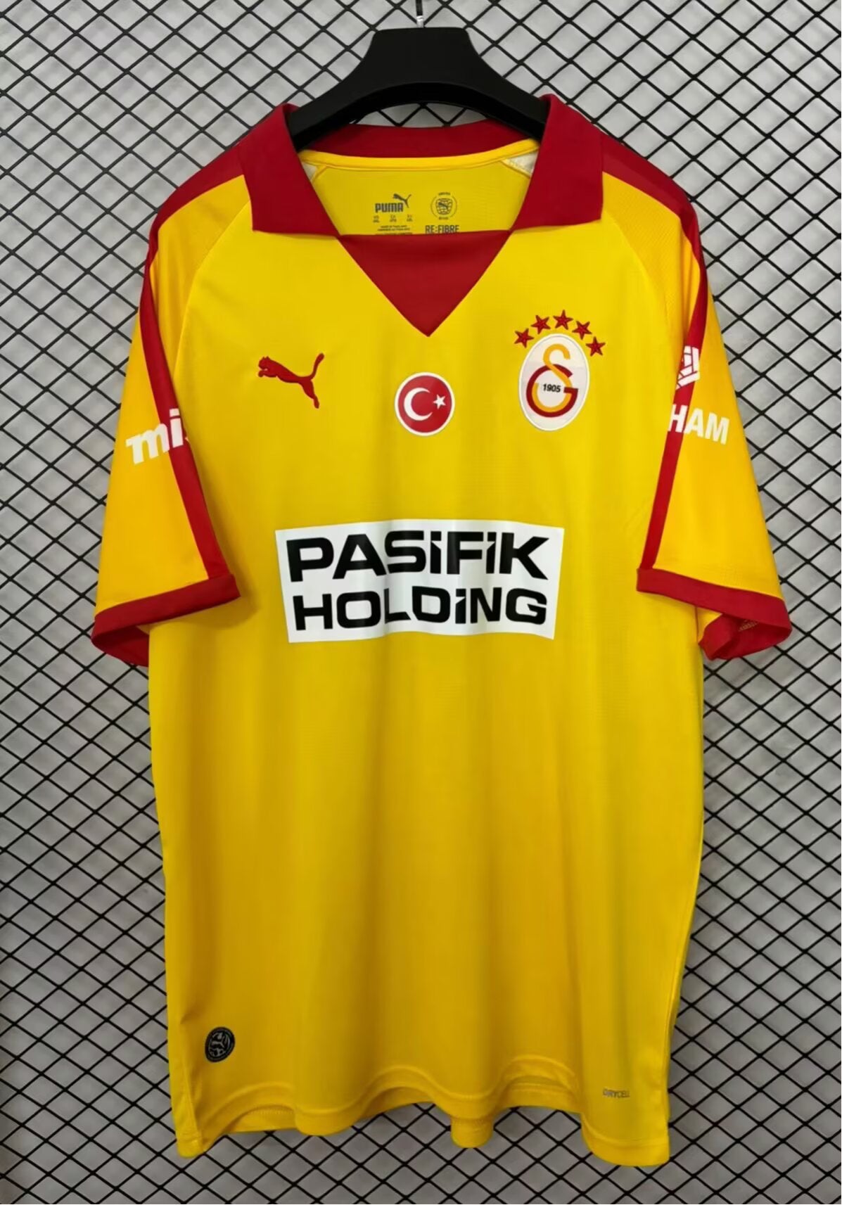 Galatasaray 2026/2027 Away Fan Version Football Jersey