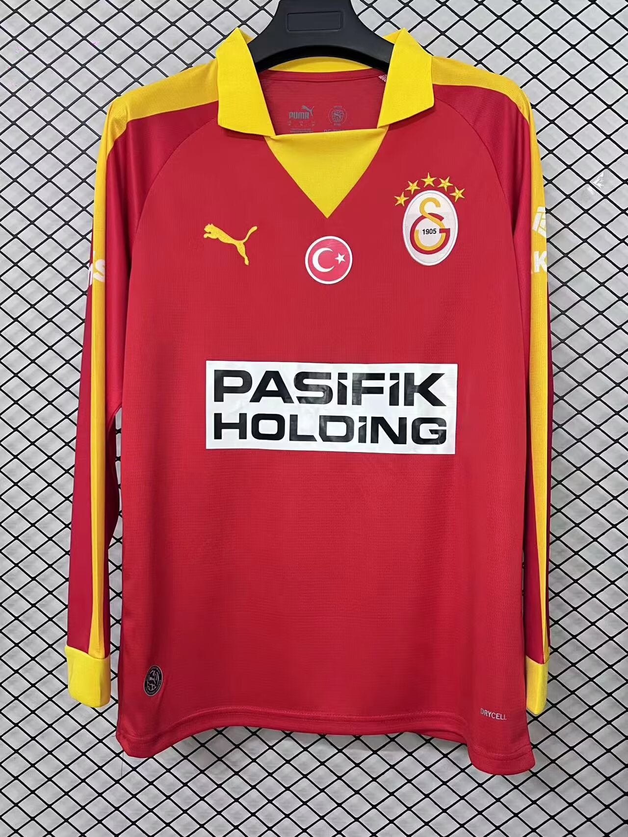 Galatasaray 2026/2027 Home Long Sleeve Fan Version Football Jersey