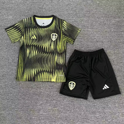 Leeds United 2025/2026 Kids Tracksuit