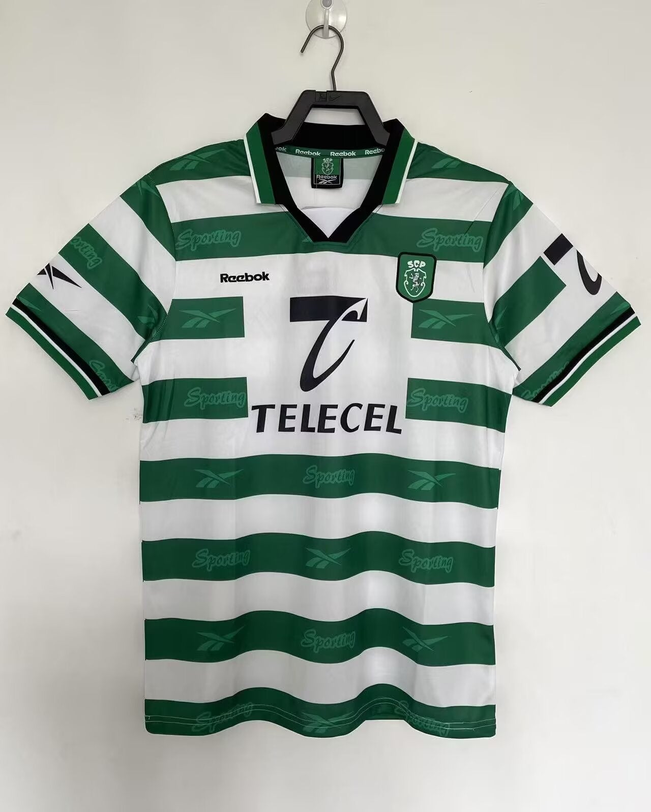 Retro Lisbon 1999/2000 Home Football Jersey
