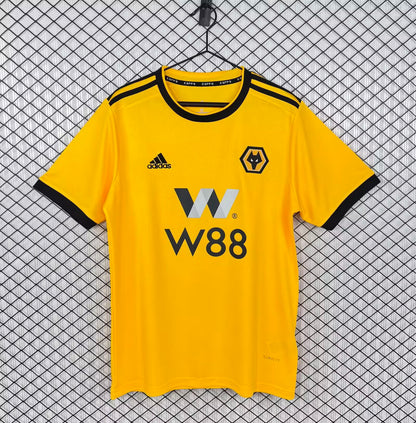 Retro Wolverhampton Wanderers 2018/2019 Home Fan Version Football Jersey