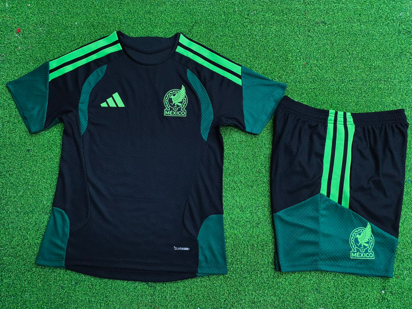Mexico 2026/2027 Player Version Tracksuit
