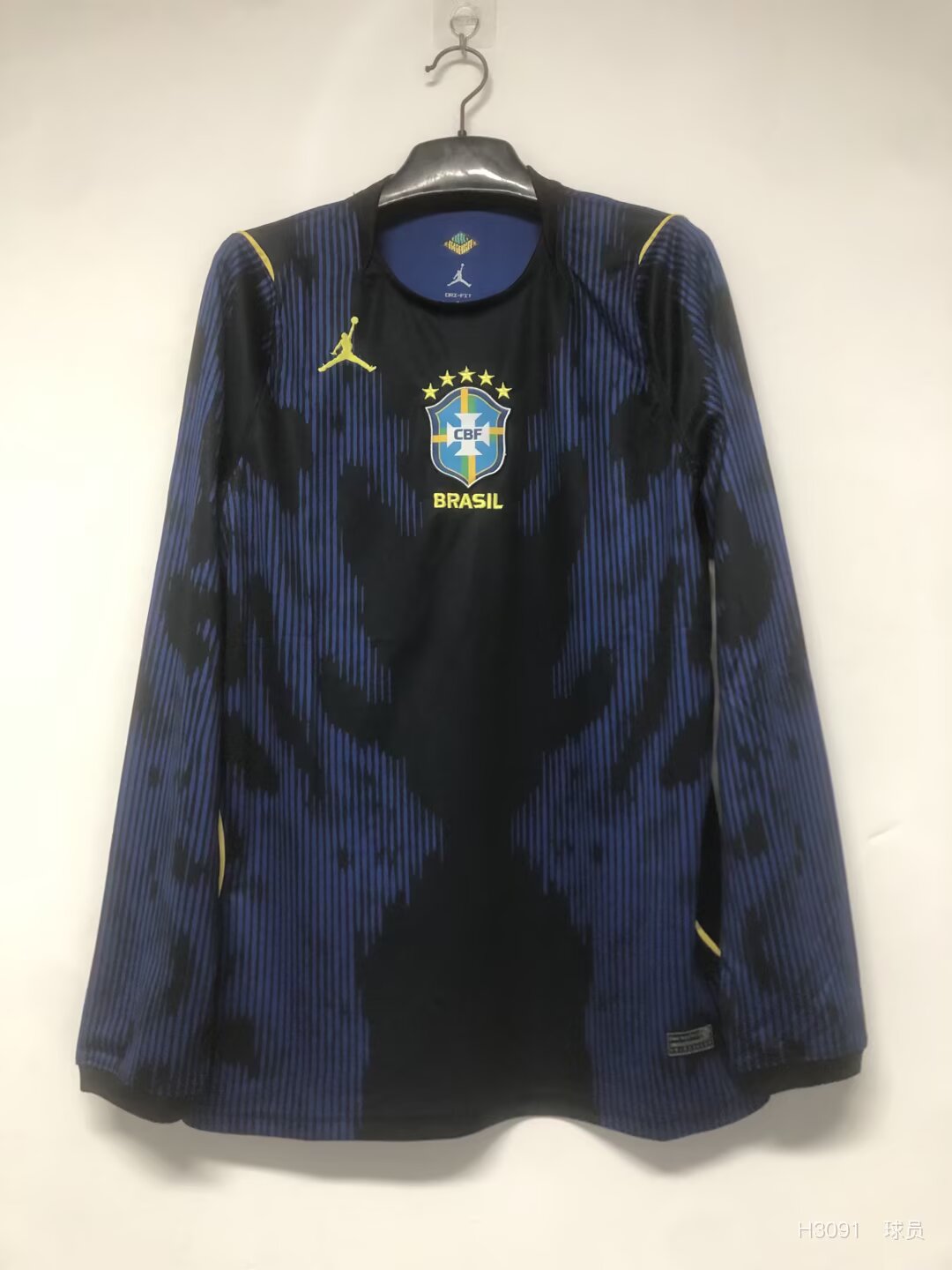 Brazil 2026/2027 Away Long Sleeve Fan Version Football Jersey