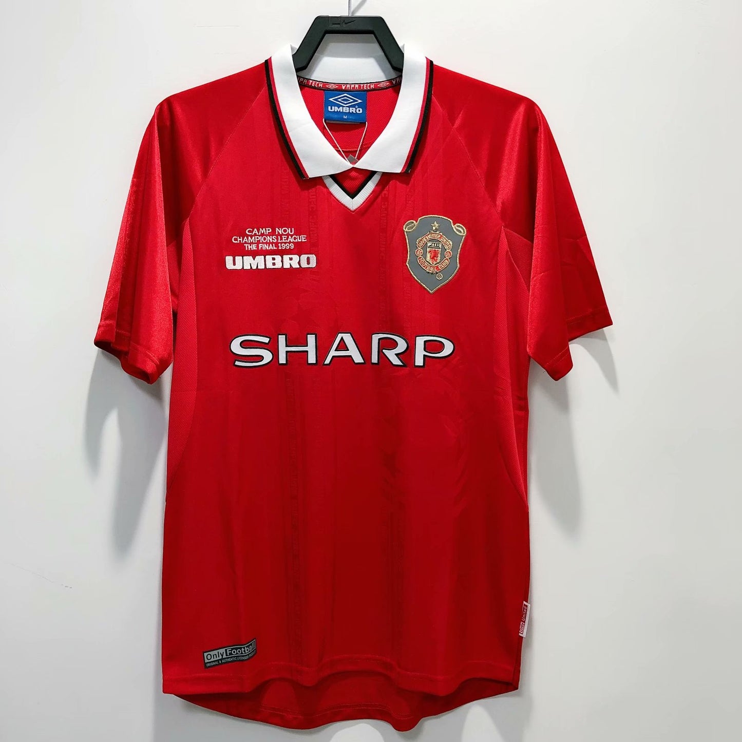 Retro Manchester United 1999/2000 Home Football Jersey