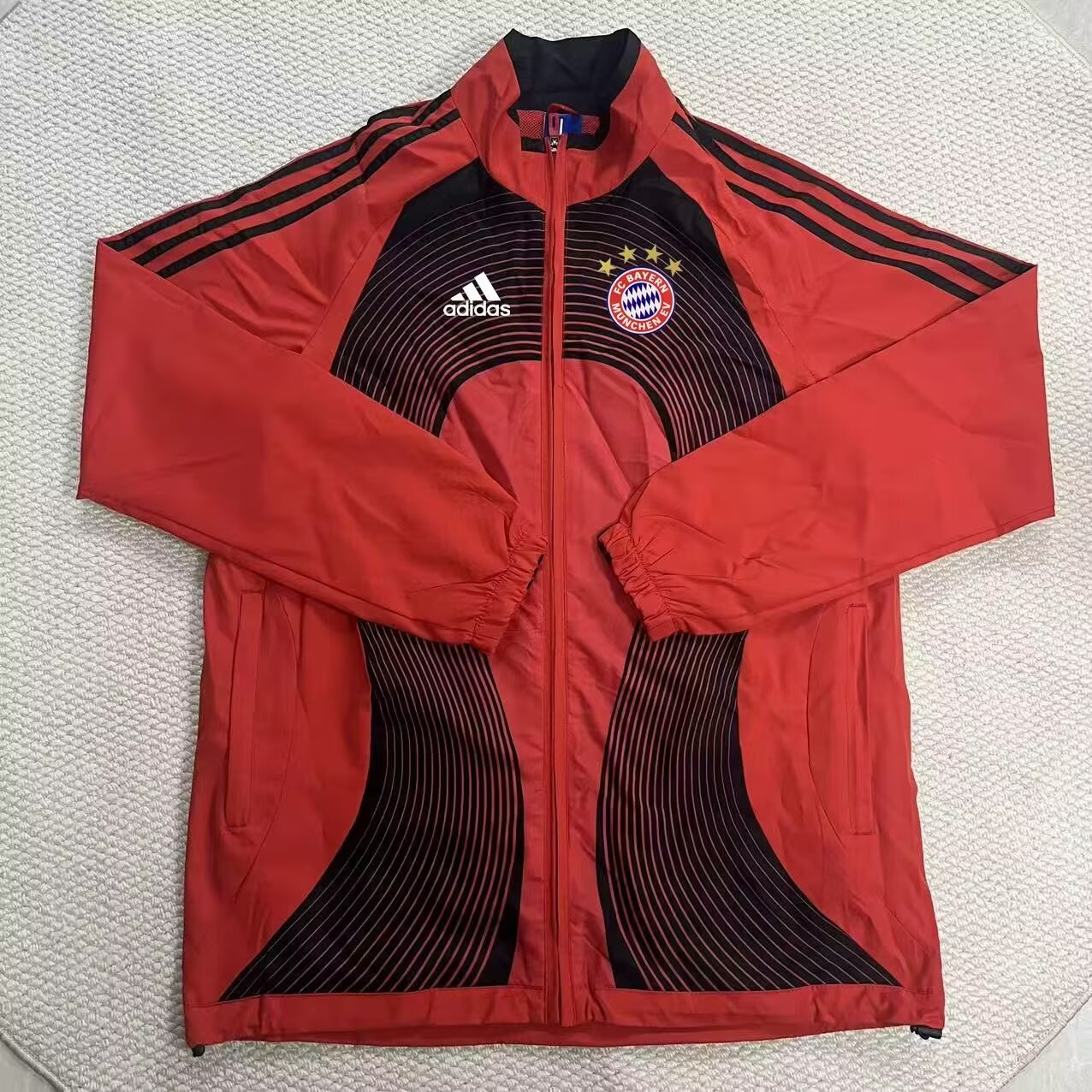 Bayern Munich Windbreaker Black Red Jersey 2026-2027