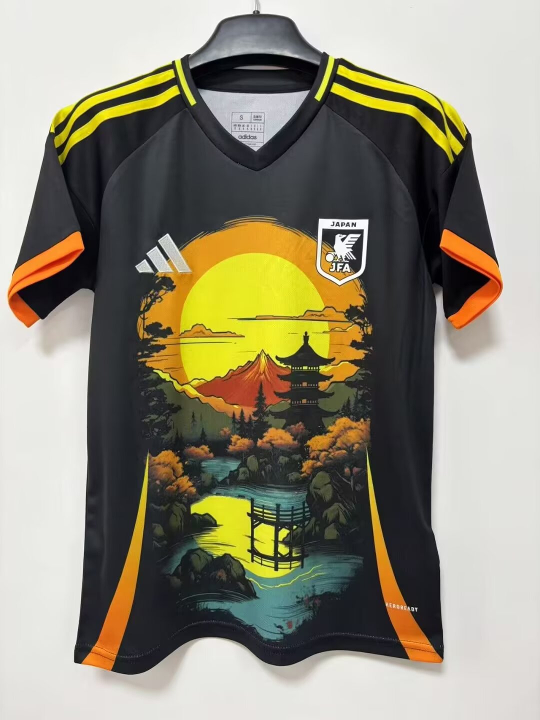 Japan Special Edition 2025/2026 Fan Version Football Jersey