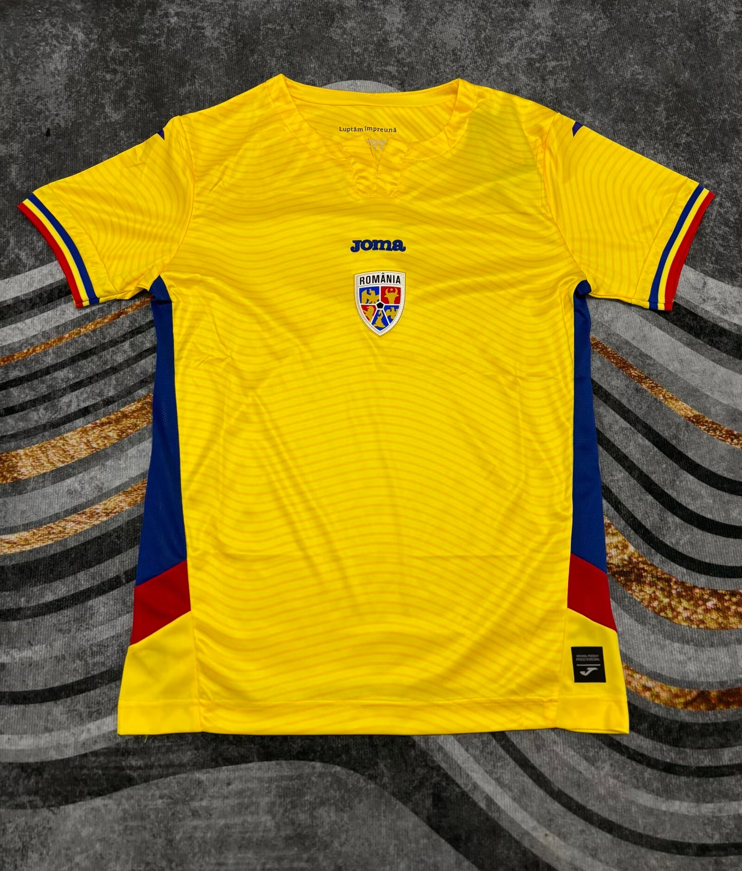 Romania 2025/2026 Home Fan Version Football Jersey