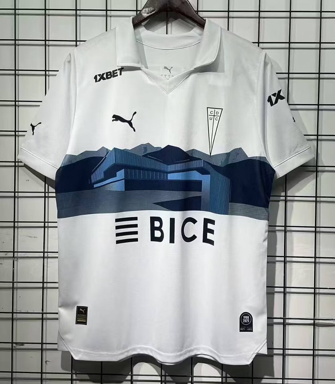 Universidad Católica Special Edition 2025/2026 Fan Version Football Jersey